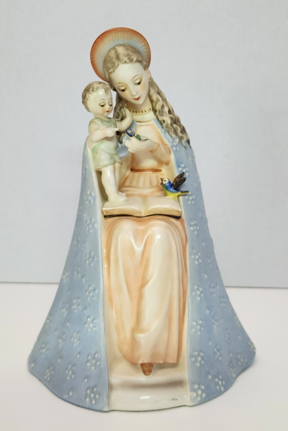 Vtg M.I. Hummel Goebel FLOWER MADONNA 8 1/4 Vtg M.I. Hummel Goebel FLOWER MADONNA 8 1/4