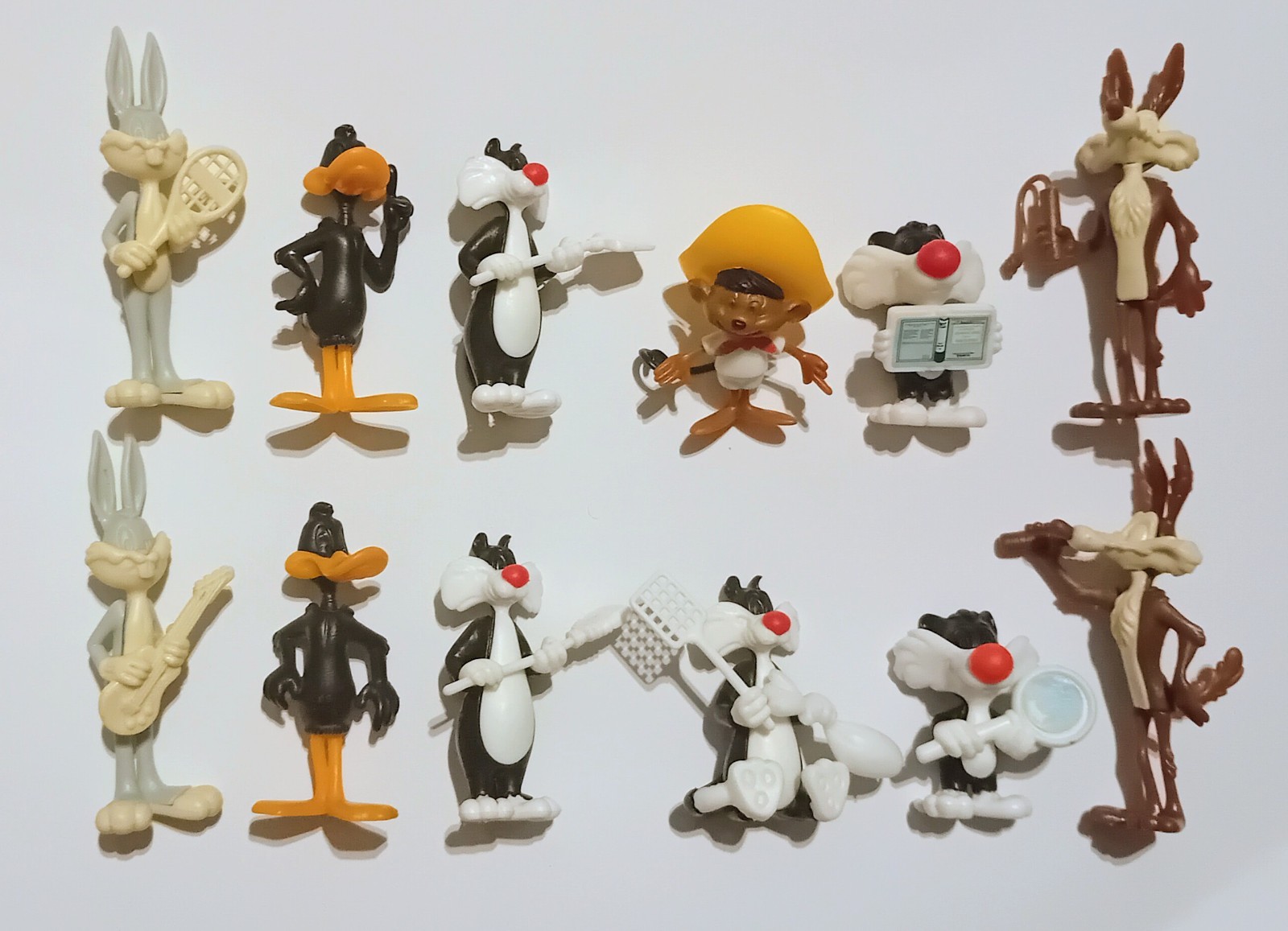 LOONEY TUNES 1991 VINTAGE KINDER SURPRISE FIGURES SET WB FIGURINES COLLECTIBLES
