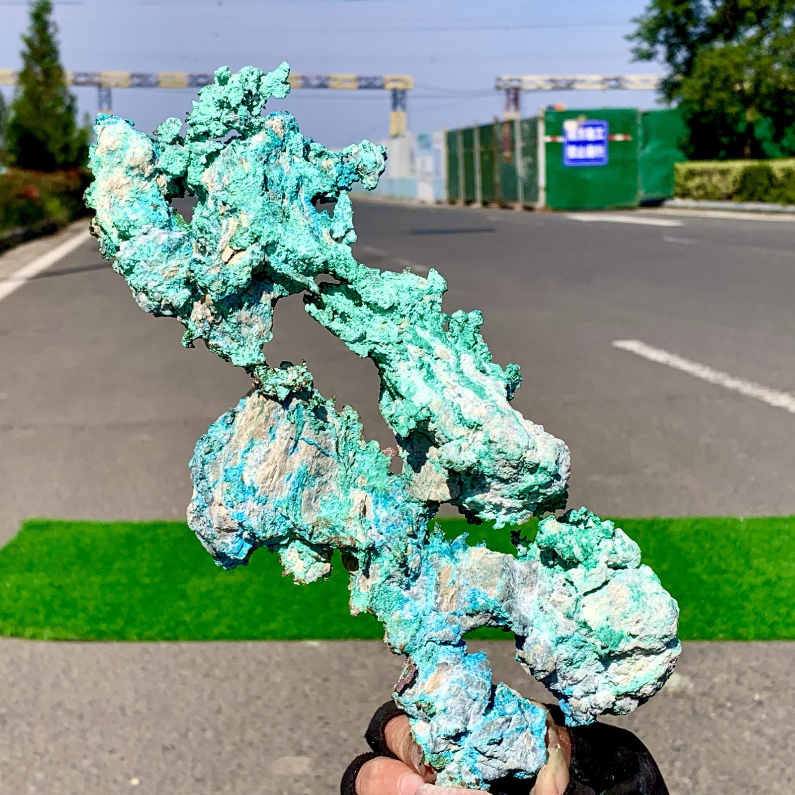 2.3LBNatural copper mine with malachite Primitive mineral specimen Gemstone Rare