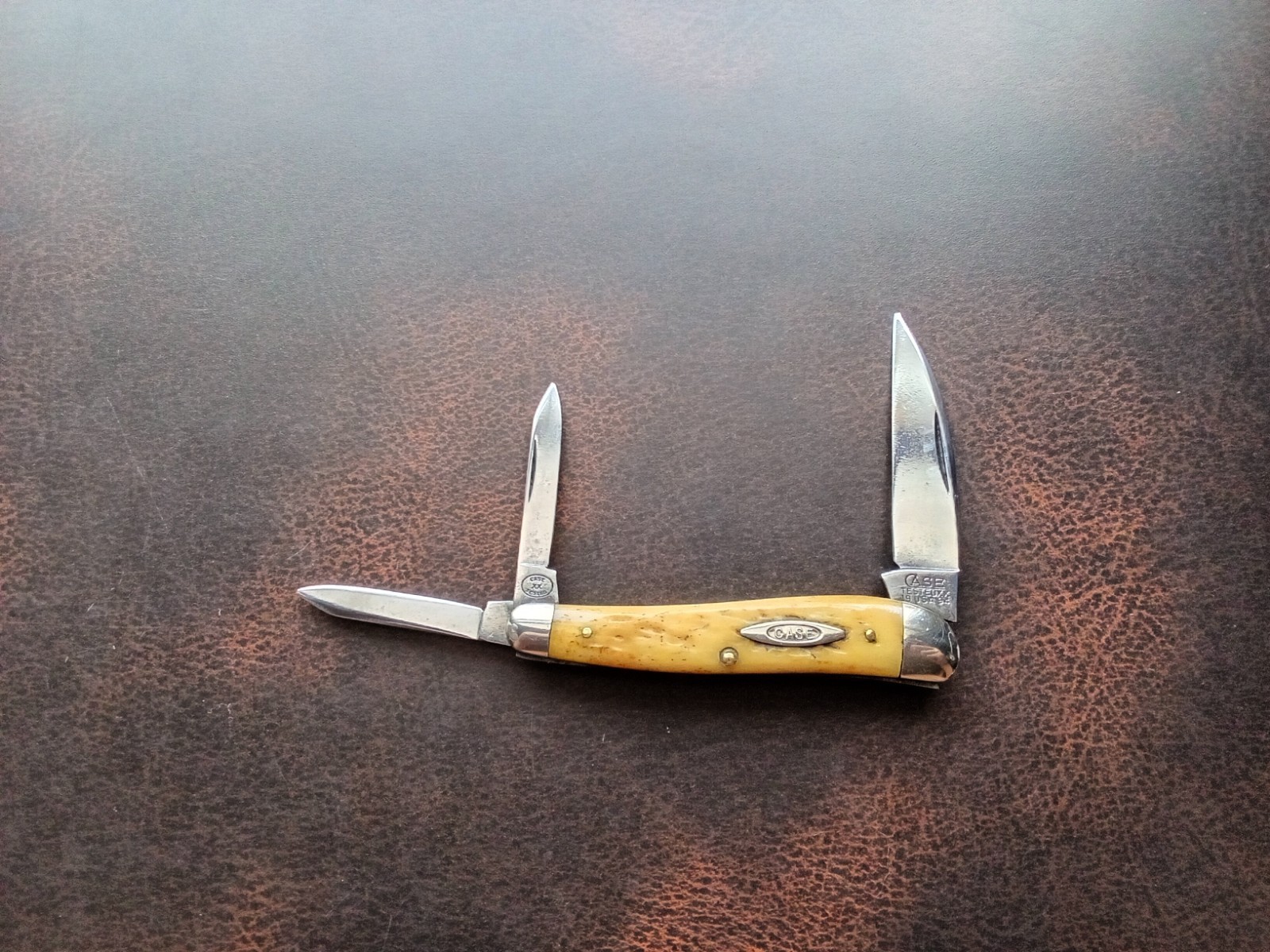 Vintage 1994 Case XX Tested 63055 Whittler Pocket Knife 3 Blade USA