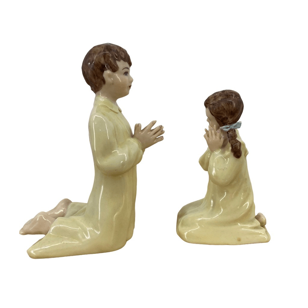 Vintage Lee Wollard China Porcelain Praying Kids Tim and Pam 132B