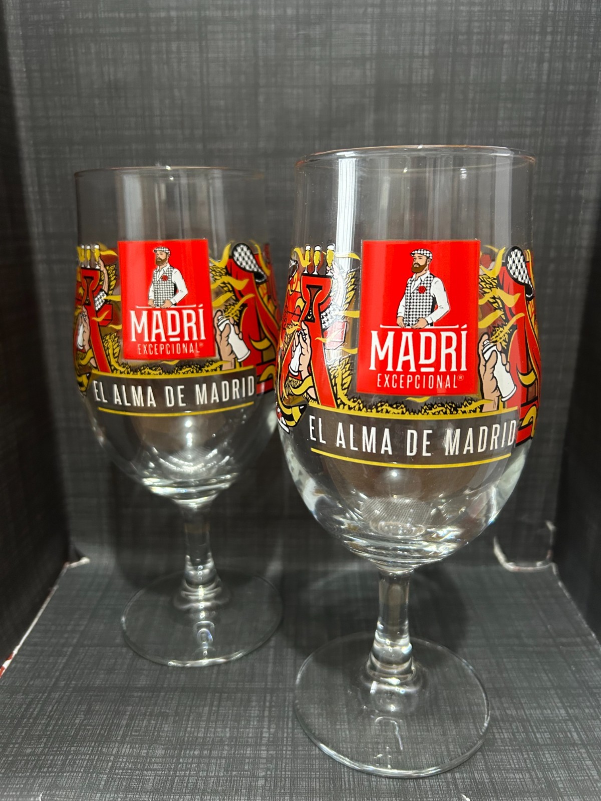 Madri Excepcional Pint Glasses x 2 Brand New limited