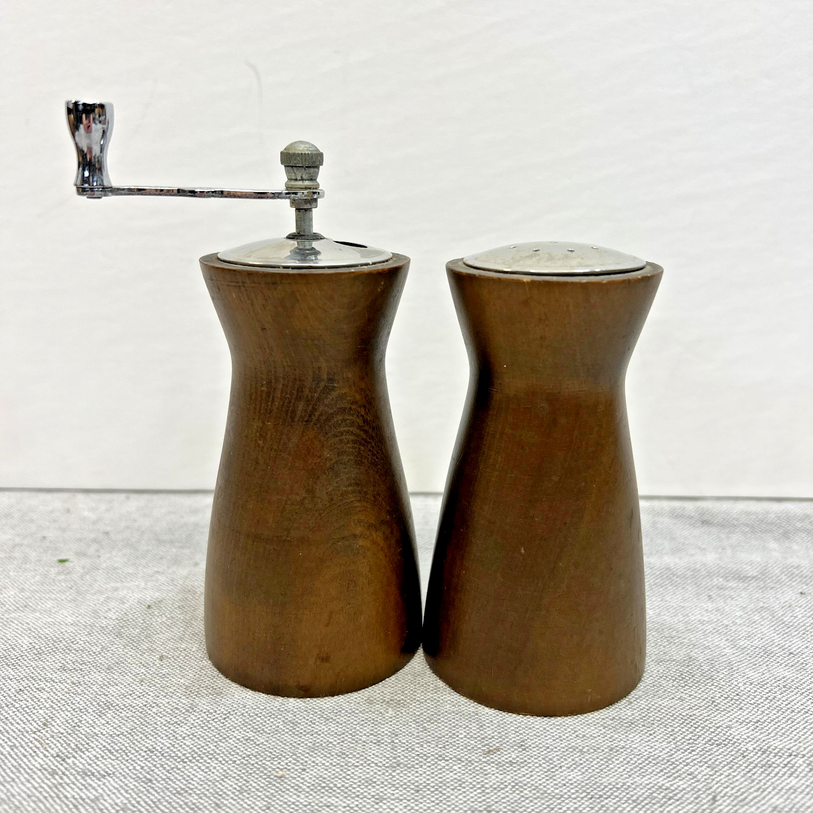 Vintage Olde Thompson Wooden Salt Shaker & Pepper Grinder Made in USA