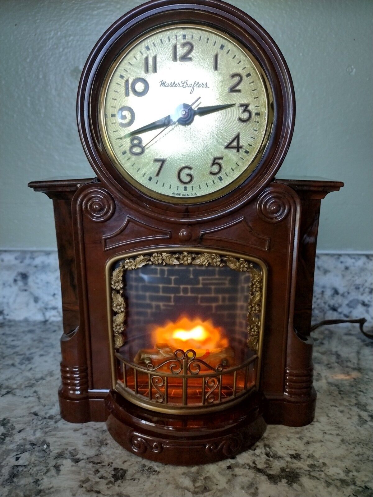 Vintage MasterCrafters Fireplace Clock Lights Animated Motion  No. 272 Working