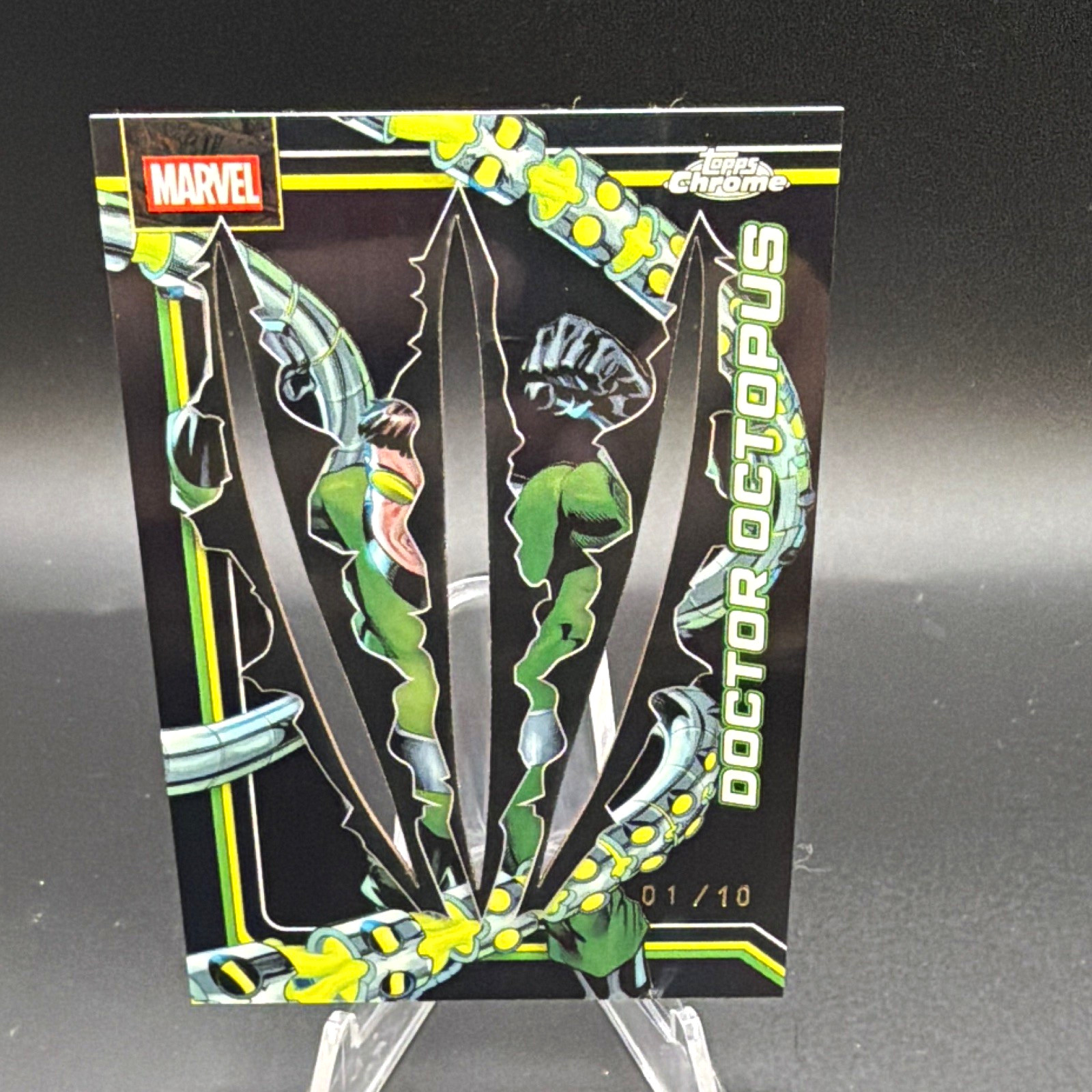 Topps 2026 Topps Chrome Marvel Doctor Octopus AlphaClaw #029 Serial Numbered /10