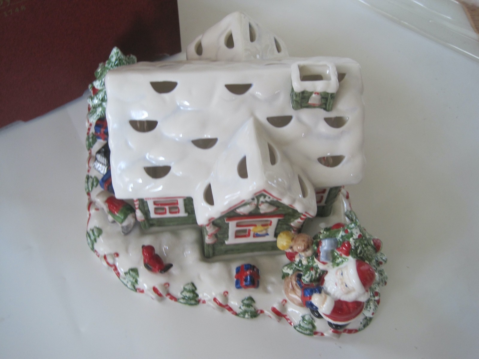 Villeroy & Boch Village Tea Light Santa's Decolights Children Birds House Trees