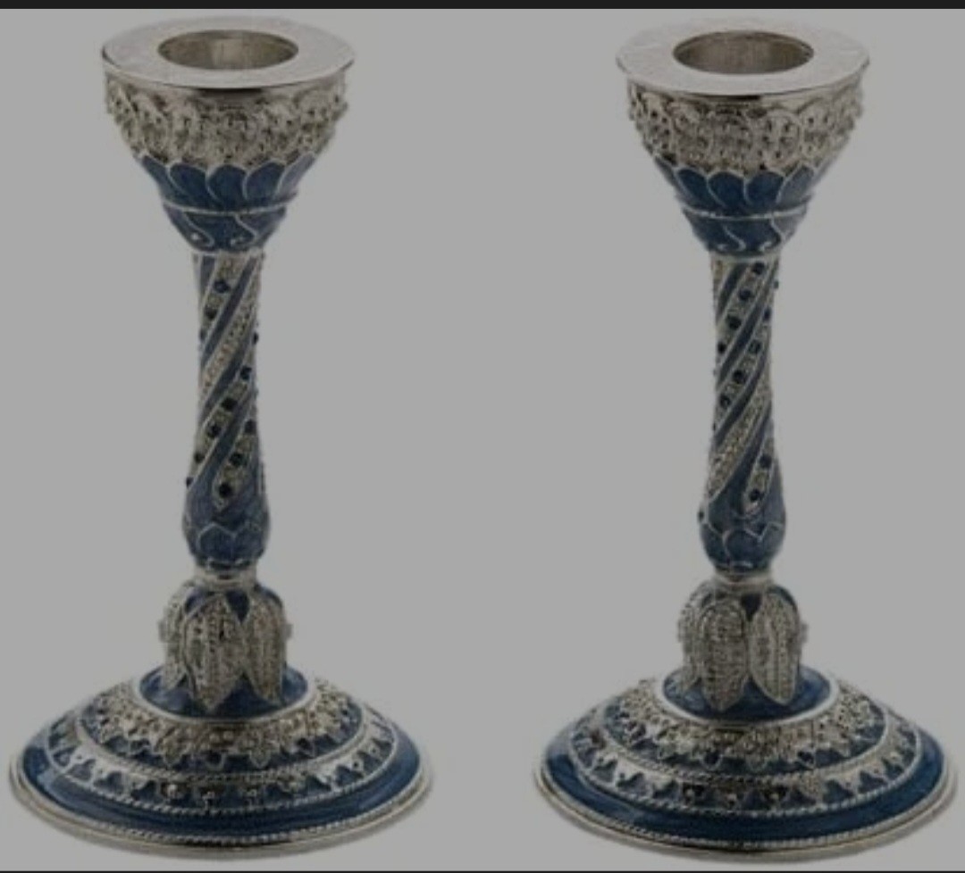 Set of 2 Candlestick Holders Set of 2 Candlestick Holders
