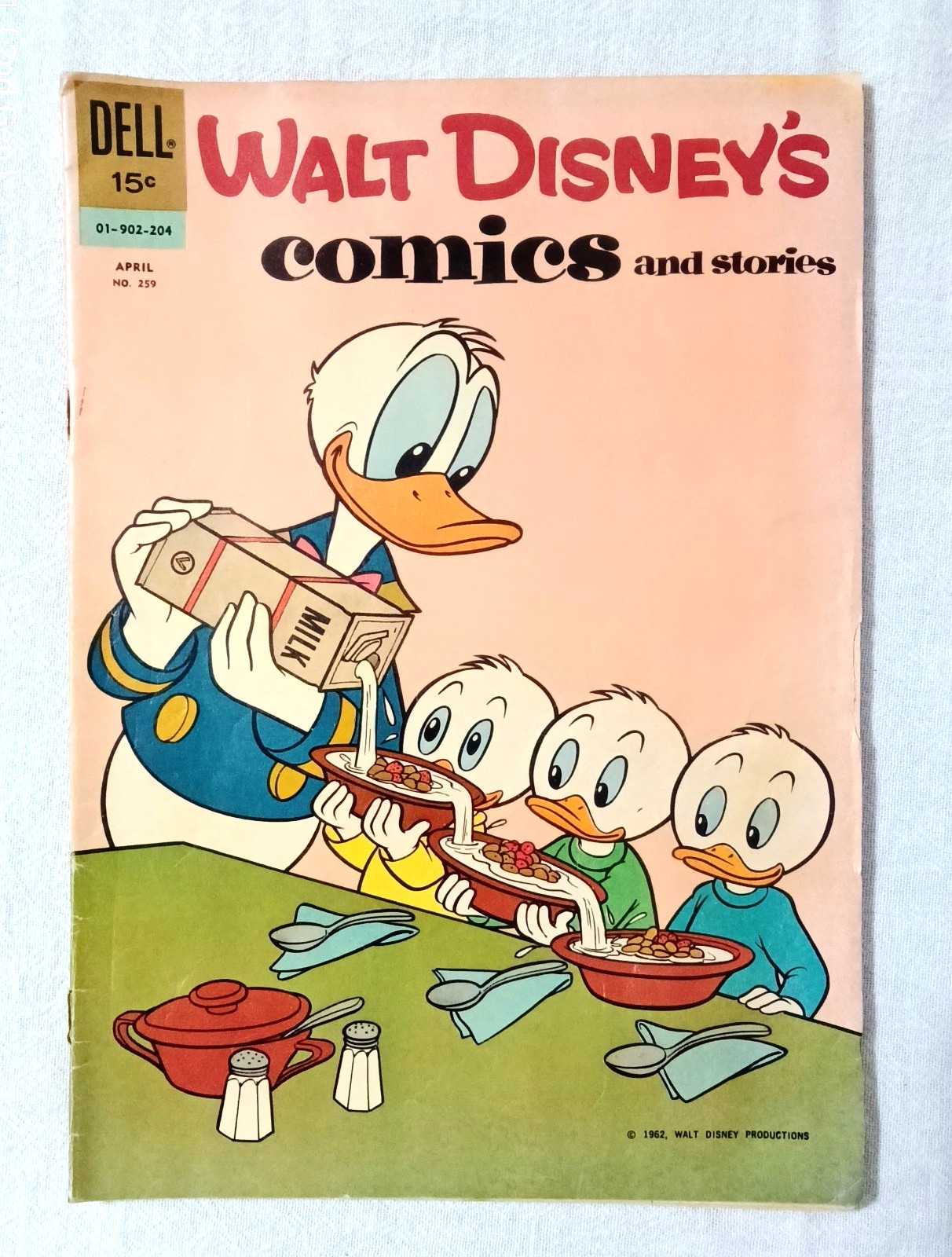 1962 WALT DISNEY\'S COMICS AND STORIES NUMBER 259 VOLUME 22 NUMBER 7 DELL 1962 WALT DISNEY\'S COMICS AND STORIES NUMBER 259 VOLUME 22 NUMBER 7 DELL