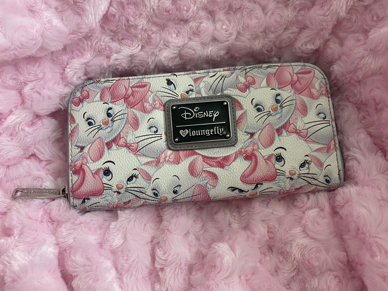 RARE Loungefly The Aristocat’s Faces Of Marie Wallet (Older Version)
