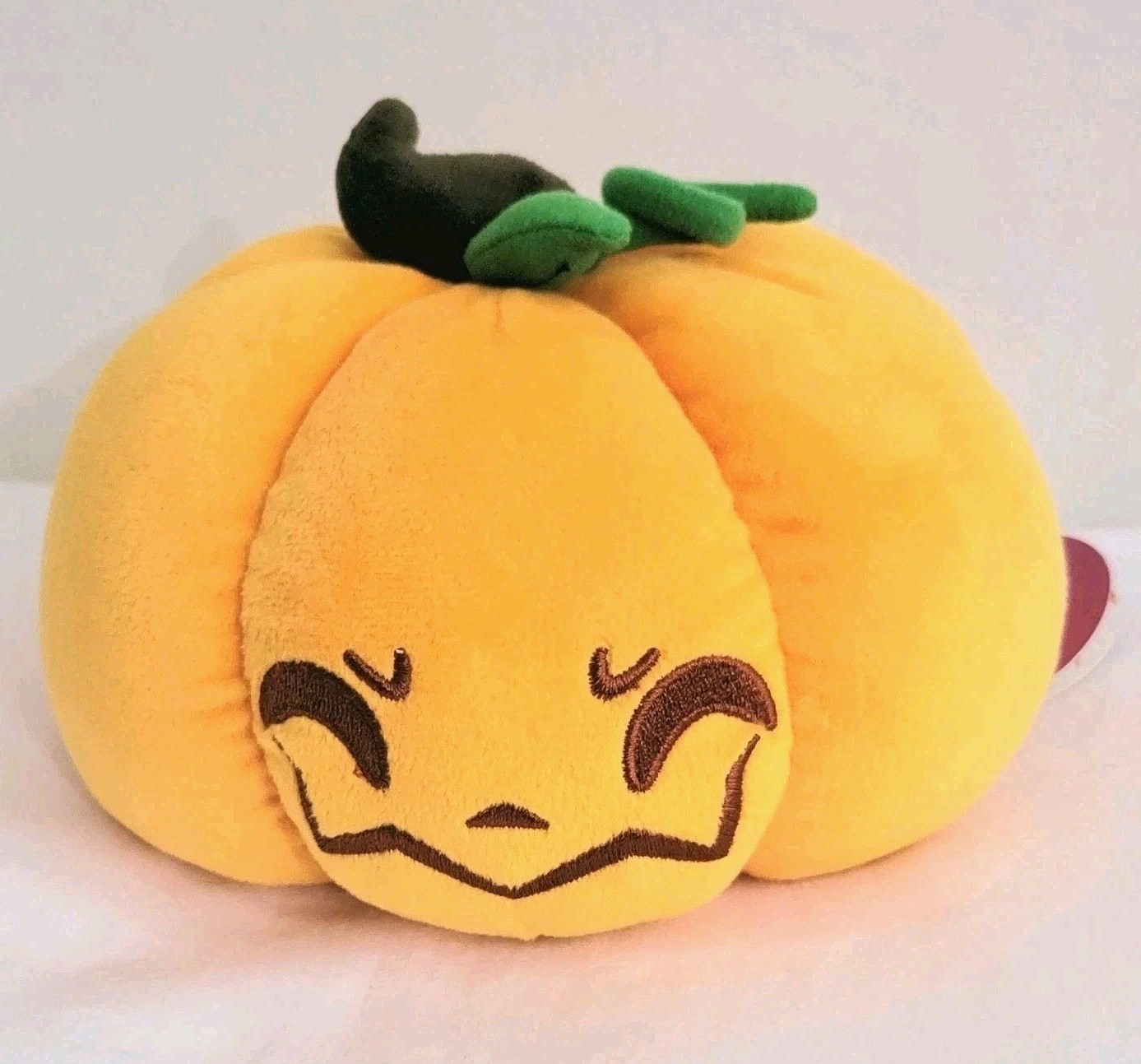 Rare HTF Youtooz Halloween Pumpkin Stickies Plush 6\