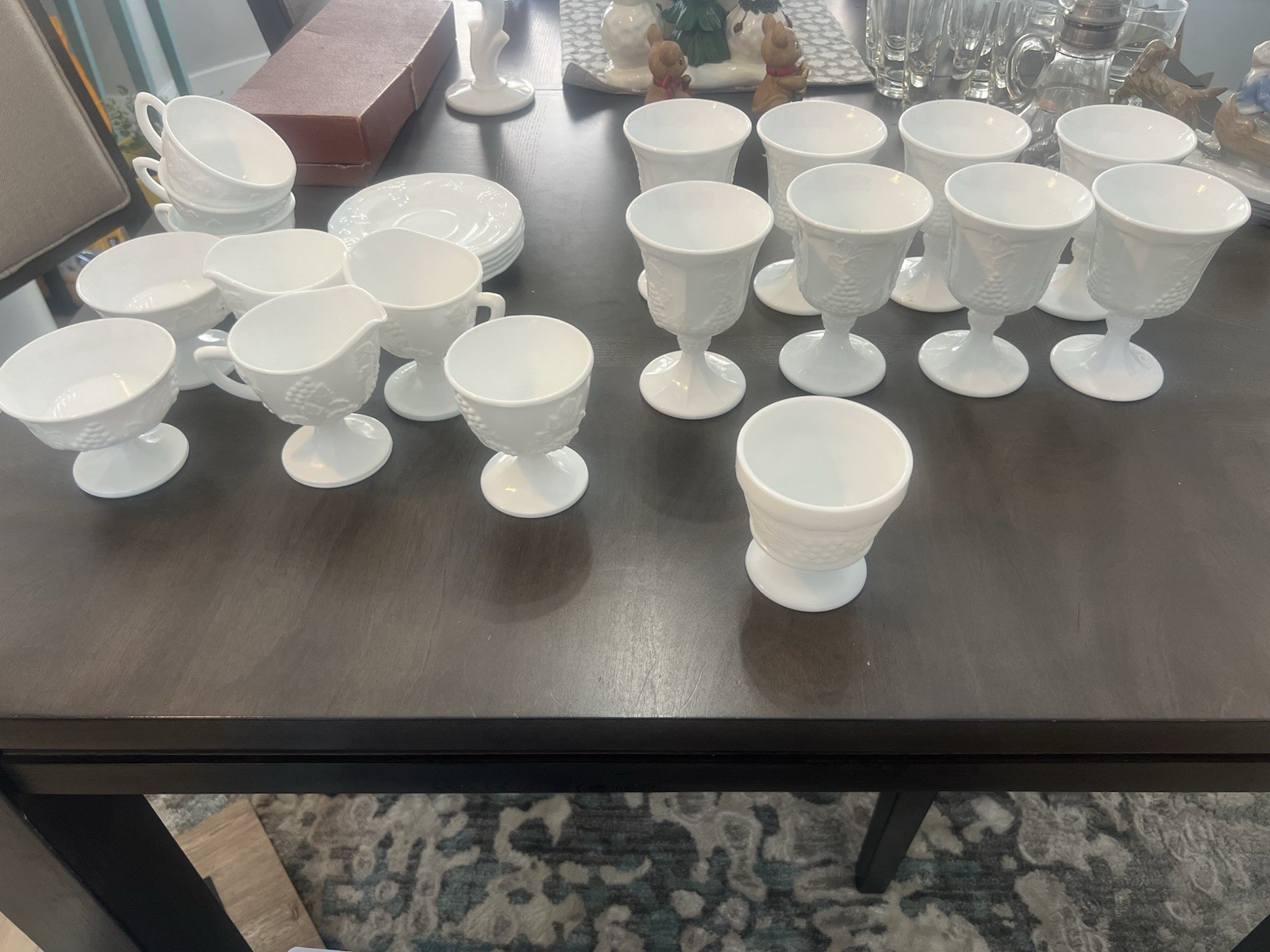 Vintage White Milk Glass Harvest Grape Collection. Great Condition No Chips