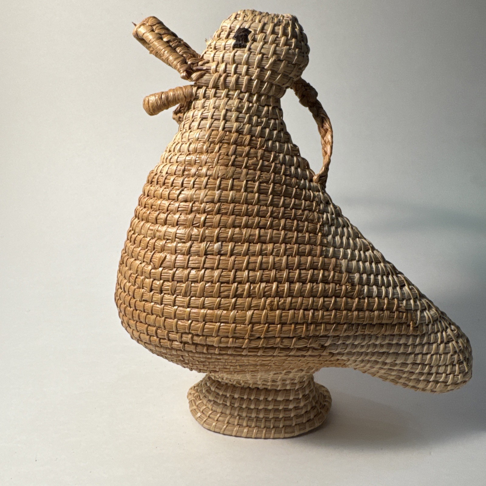 Vintage Wicker Duck Figural  7x8 Boho Farmhouse Decor
