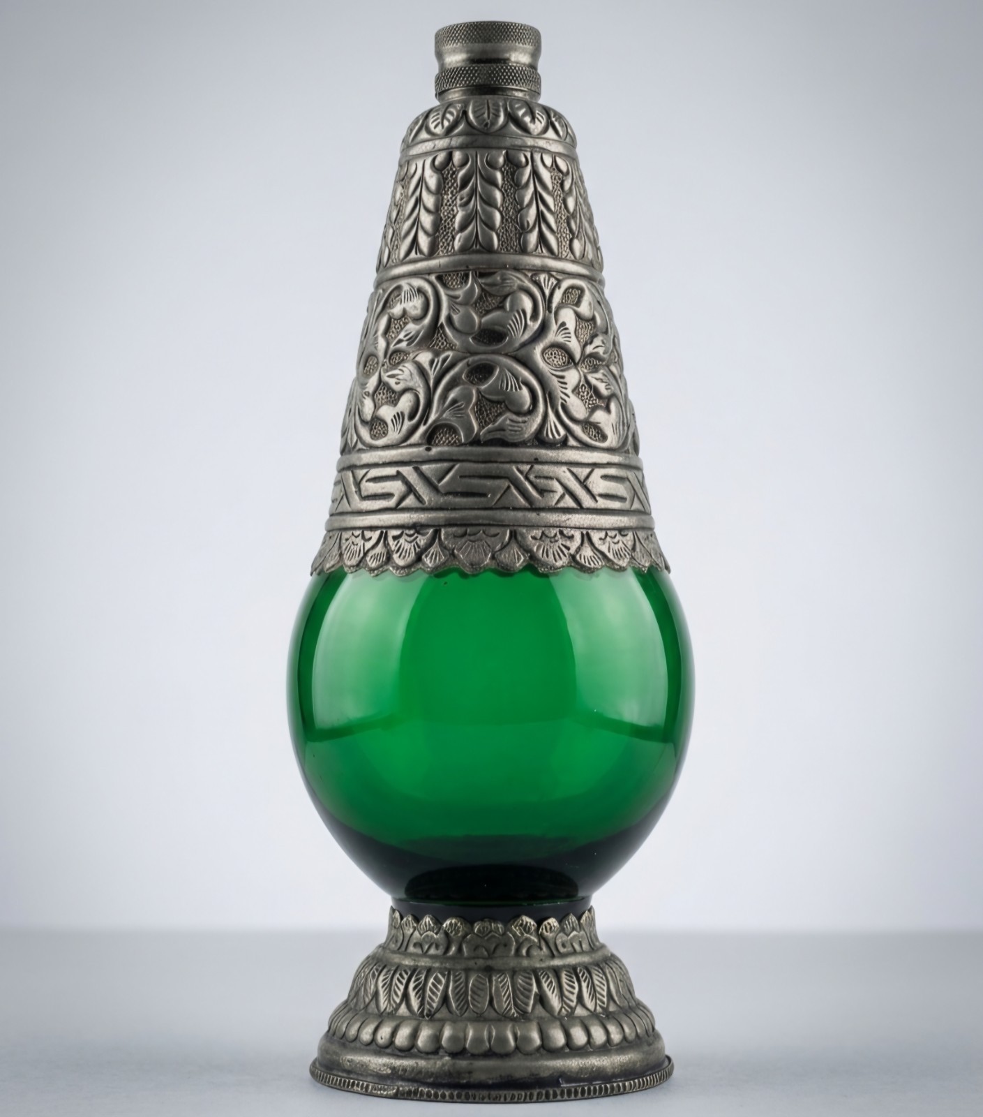 Vintage Art Nouveau Green Glass Decanter Bottle Ornate Silver Pewter Overlay 10\ Vintage Art Nouveau Green Glass Decanter Bottle Ornate Silver Pewter Overlay 10\