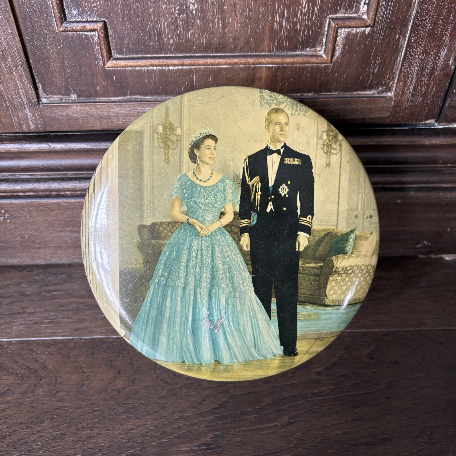 Vintage Huntley And Palmer’s Biscuit Tin 1953 Coronation Of Queen And Prince