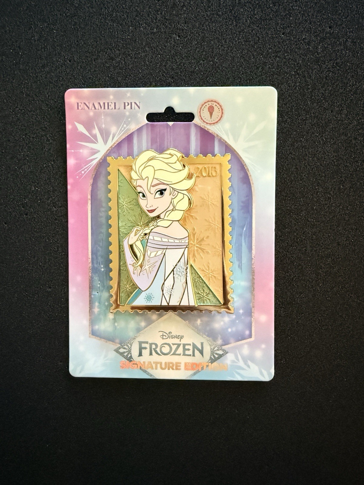 Disney PALM Royal Stamp Frozen Elsa Collectible Pin