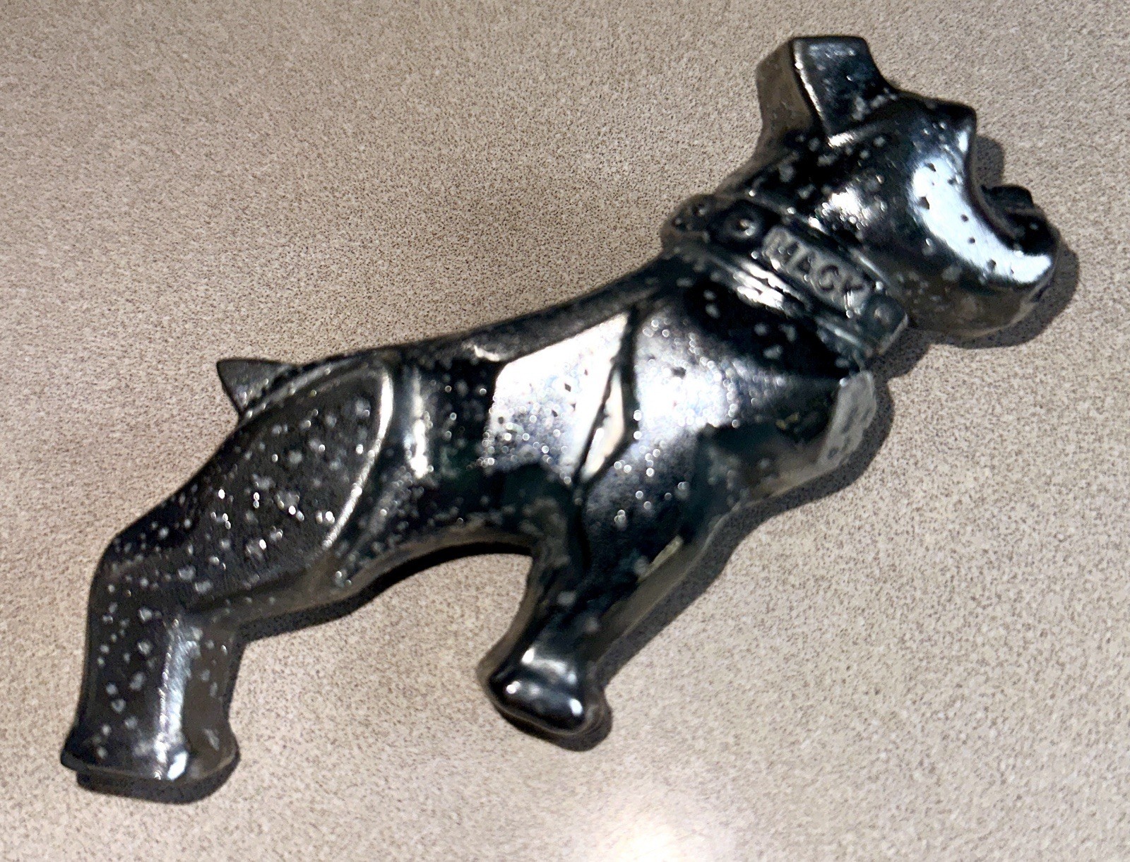 Vintage OEM Mack Truck Bulldog Side Fender Emblem 4MR2157 Chrome Right Facing