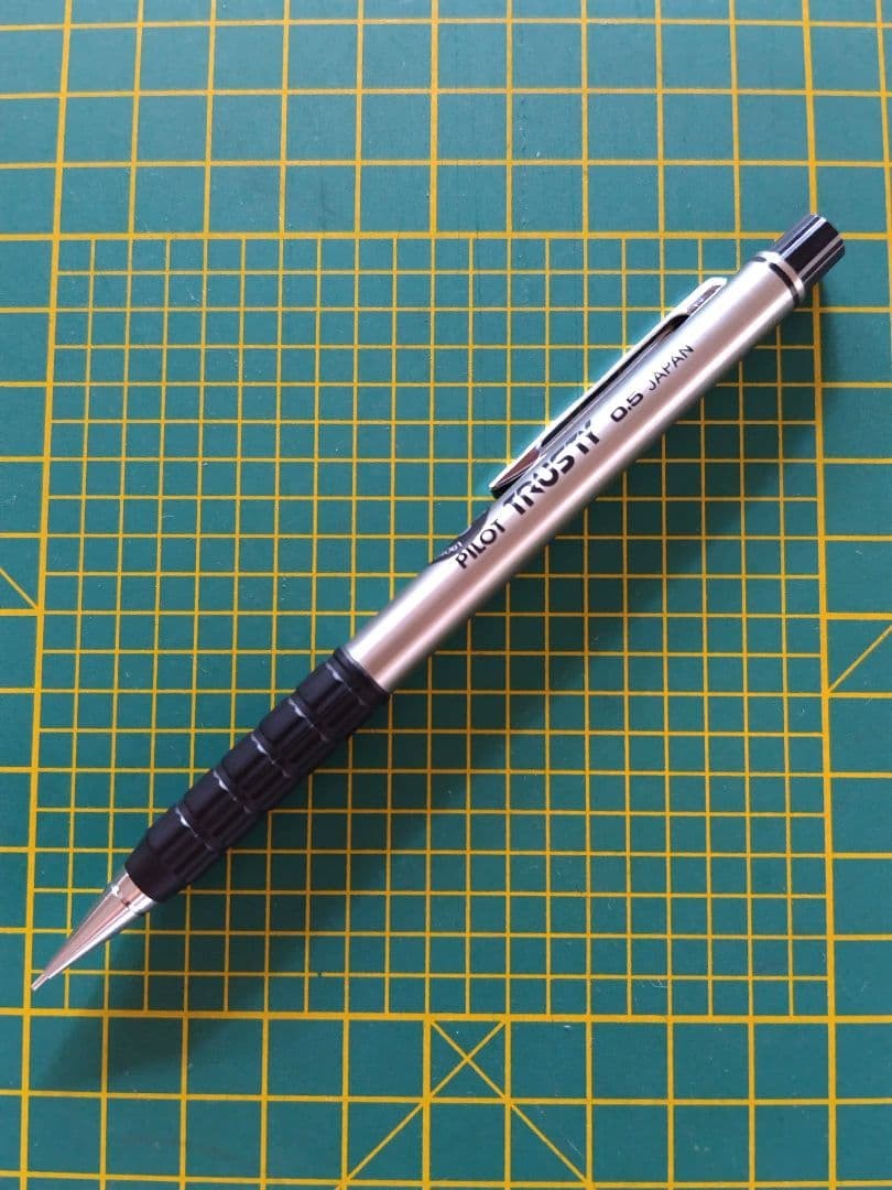 Pilot mechanical pencil TRUSTY out of print black, silver