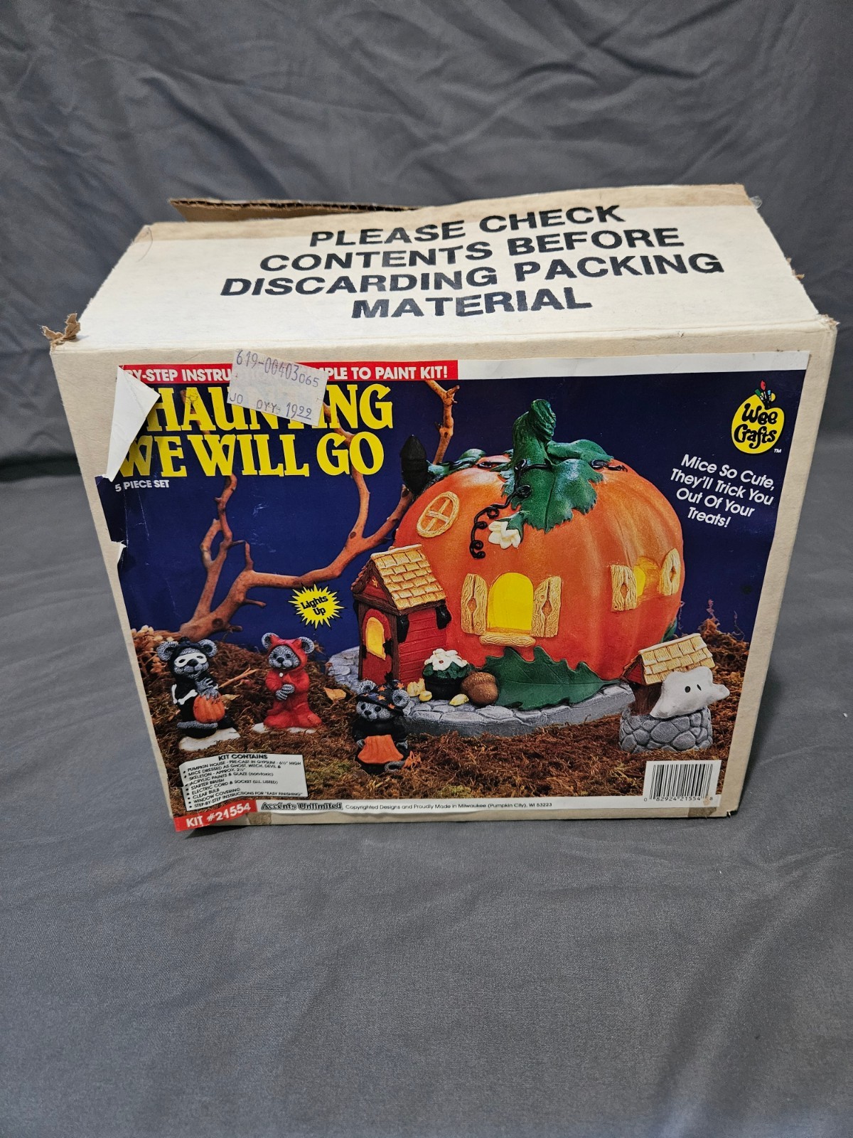Vintage Wee Crafts A Haunting We Will Go Lighted Pumpkin House Halloween Village Vintage Wee Crafts A Haunting We Will Go Lighted Pumpkin House Halloween Village