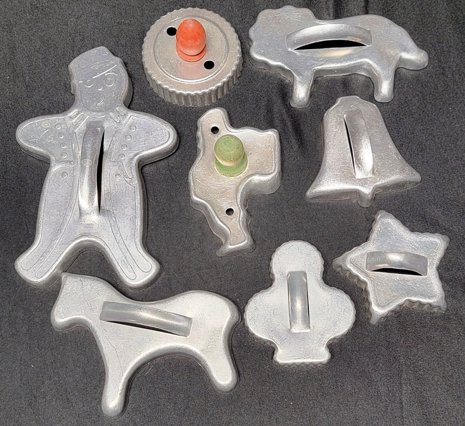 9 VTG Aluminum Cookie Cutters 1 Red 1 Green Wood Handles Santa Star Snowman Lion