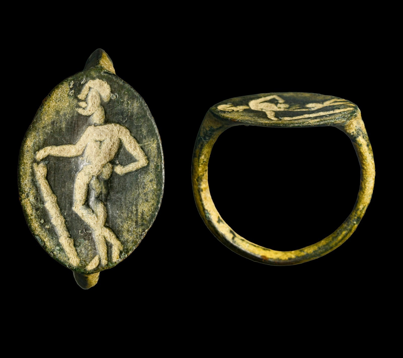 Authentic Ancient Antiquity Hellenistic Bronze Signet Ring with Hercules 300BC
