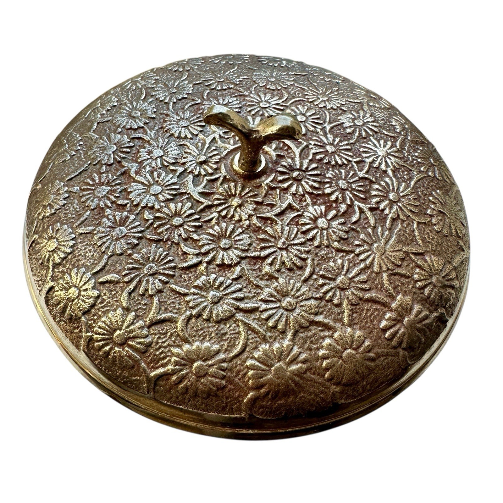 Vintage Daisy Flowers Covered Trinket Dish 5.5 Inch Korea Yellow Brass Metal Vintage Daisy Flowers Covered Trinket Dish 5.5 Inch Korea Yellow Brass Metal