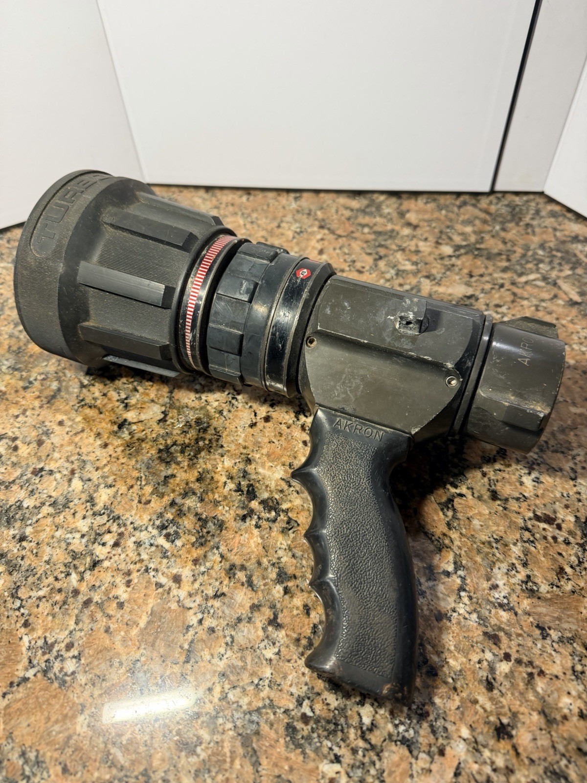 Akron Style Mid-Range Turbojet Fire Fighting Nozzle W/ pistol Grip 1723P