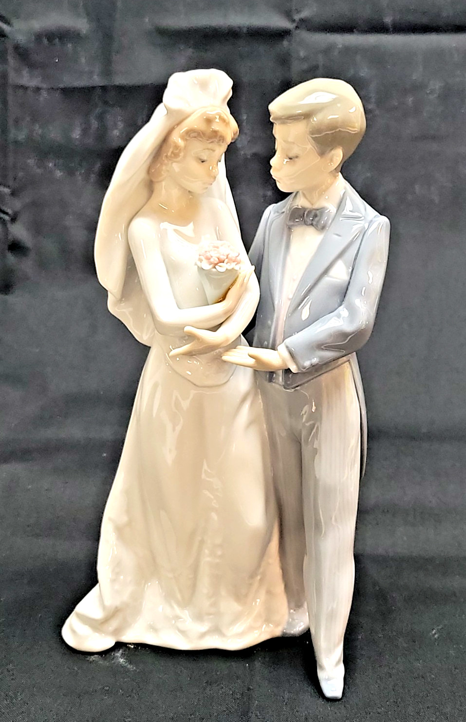 Lladro #5885 \