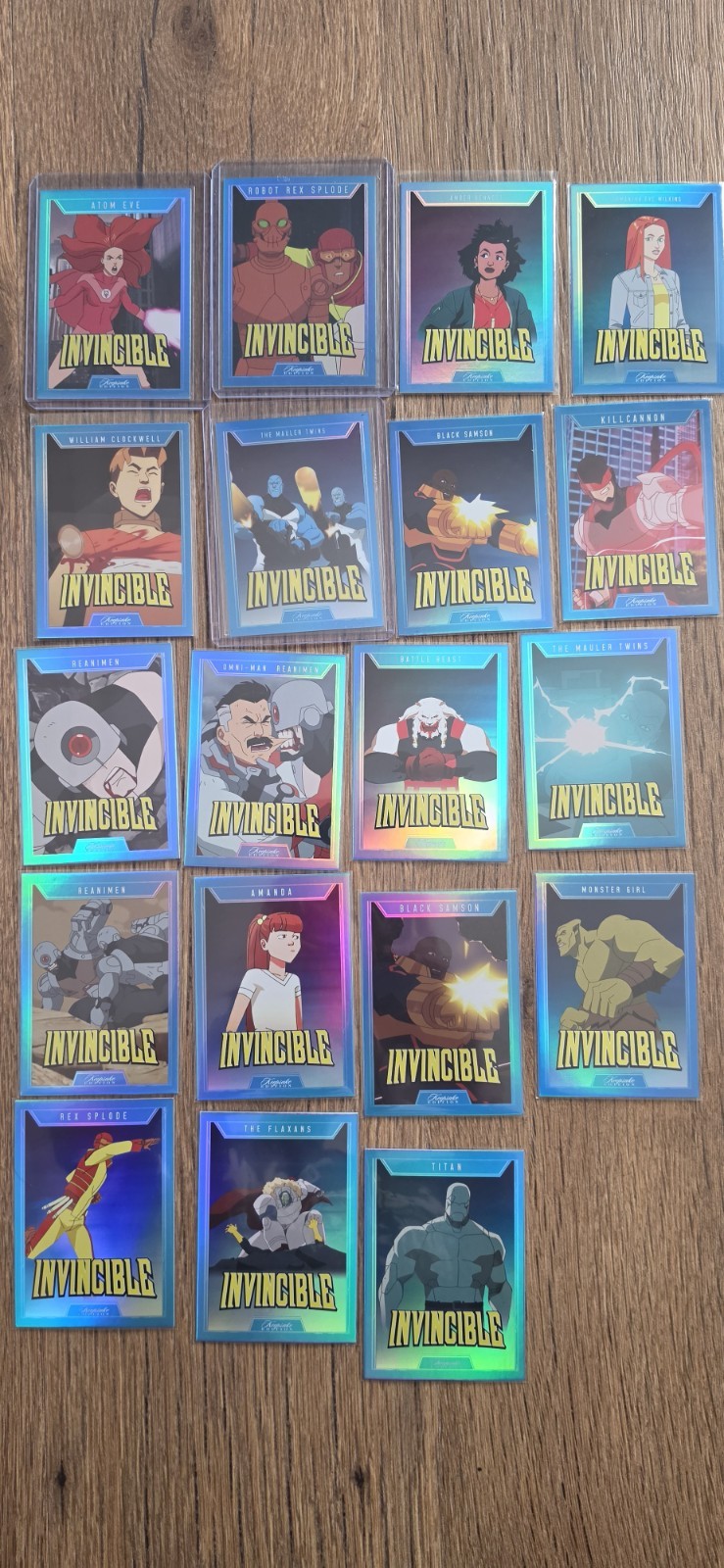 Invincible Keepsake Blue Holo Foil Card Lot (19) 