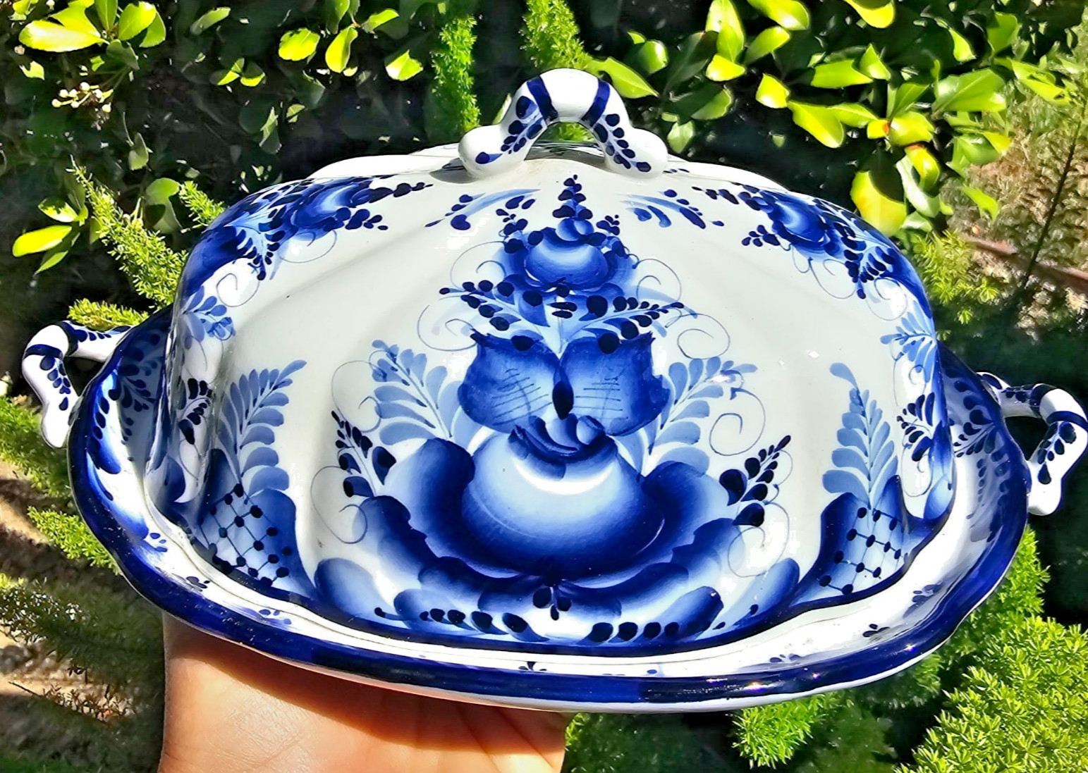VTG Gzhel Russian Porcelain Butter Dish Server Plate Holder Hand-Painted Stamped VTG Gzhel Russian Porcelain Butter Dish Server Plate Holder Hand-Painted Stamped