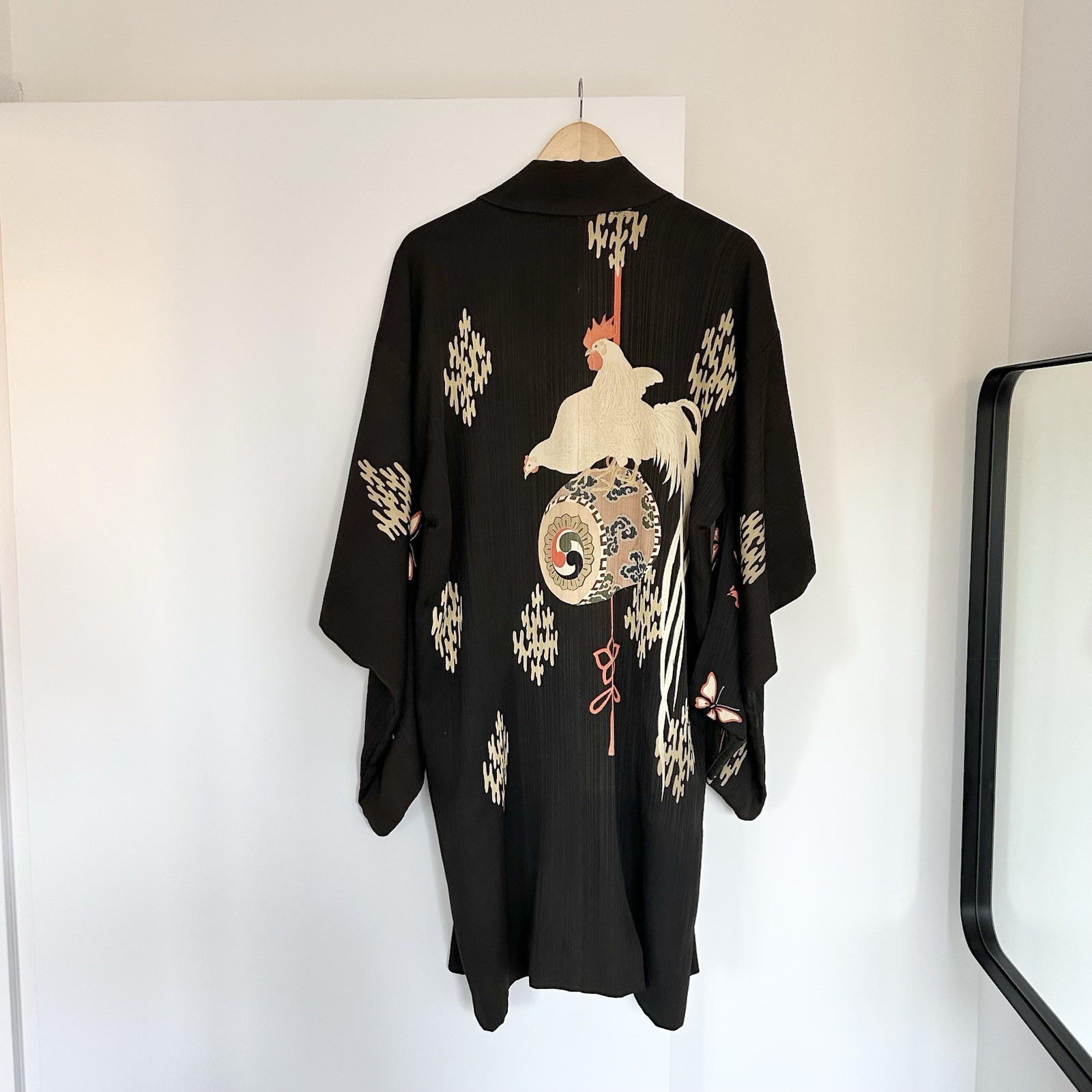 Vintage Japanese Kimono Rooster Night Morning Gown Dawn Robe Swan Floral Antique Vintage Japanese Kimono Rooster Night Morning Gown Dawn Robe Swan Floral Antique