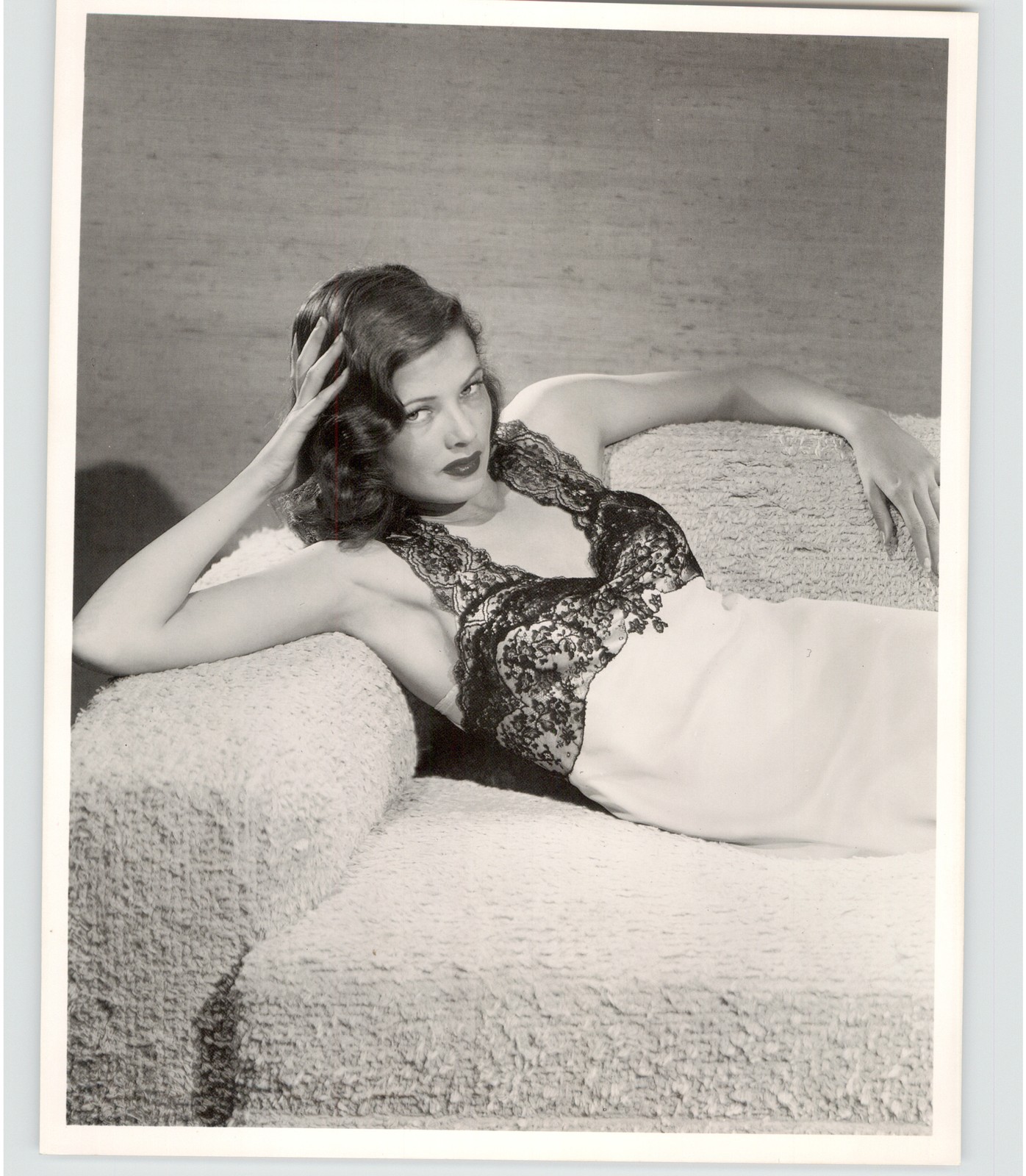 Hollywood Film Actress Gene Tierney Portrait 1942 Press Photo Jack Albin Hollywood Film Actress Gene Tierney Portrait 1942 Press Photo Jack Albin
