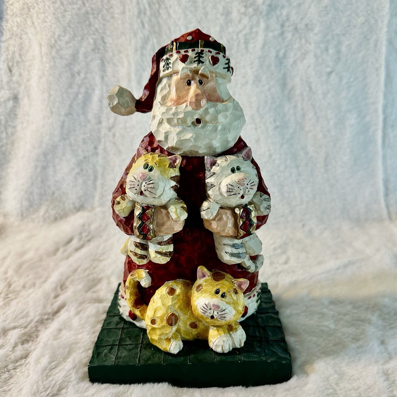 Santa Claus With Cats Carved Wood Look Figurine - Christmas 8” X 4.5” Folk Art Santa Claus With Cats Carved Wood Look Figurine - Christmas 8” X 4.5” Folk Art
