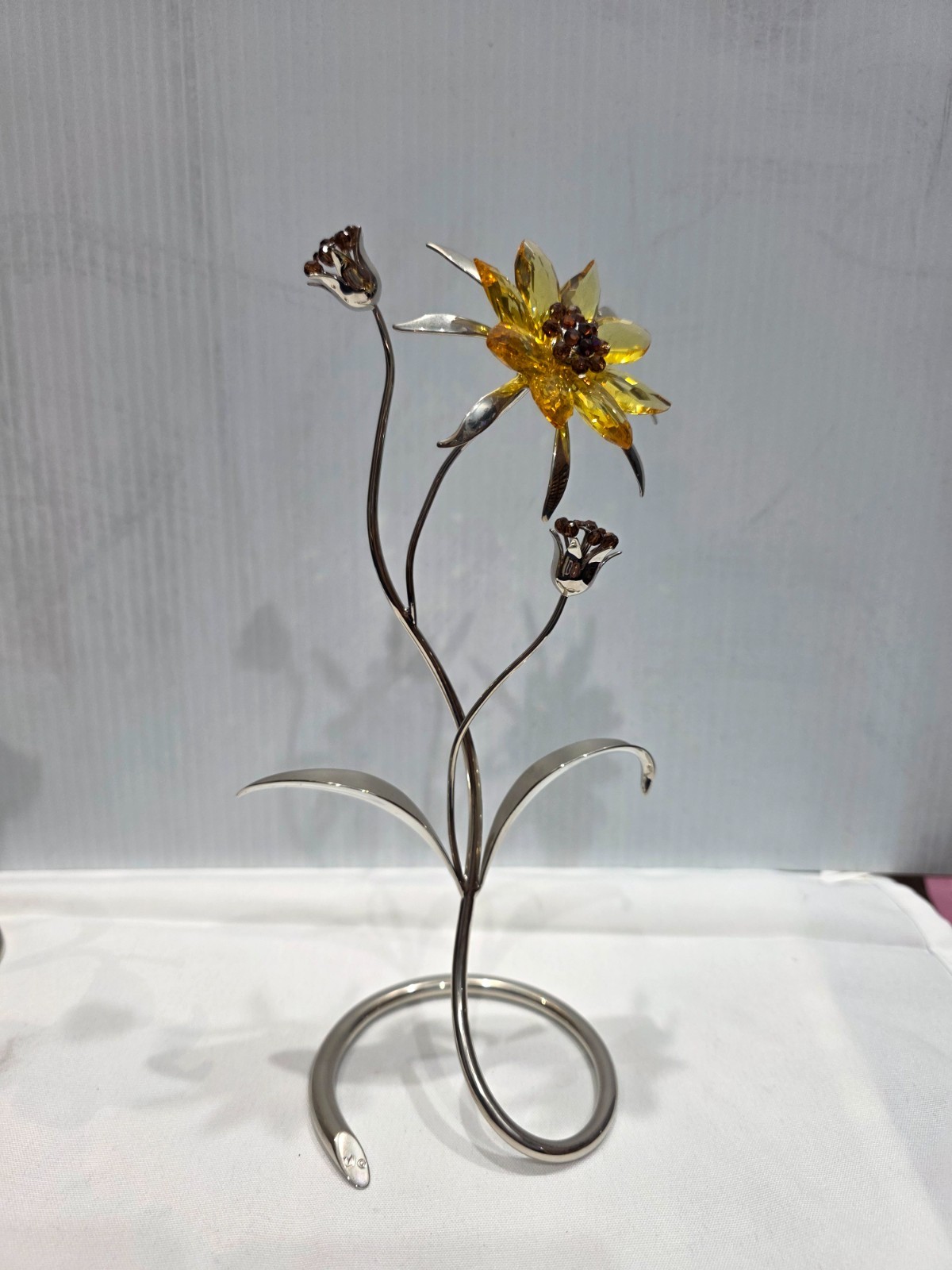 SWAROVSKI - PARADISE FLOWER DARIGOLD, LIGHT-TOPAZ BY YASMINE HUREL, GREAT