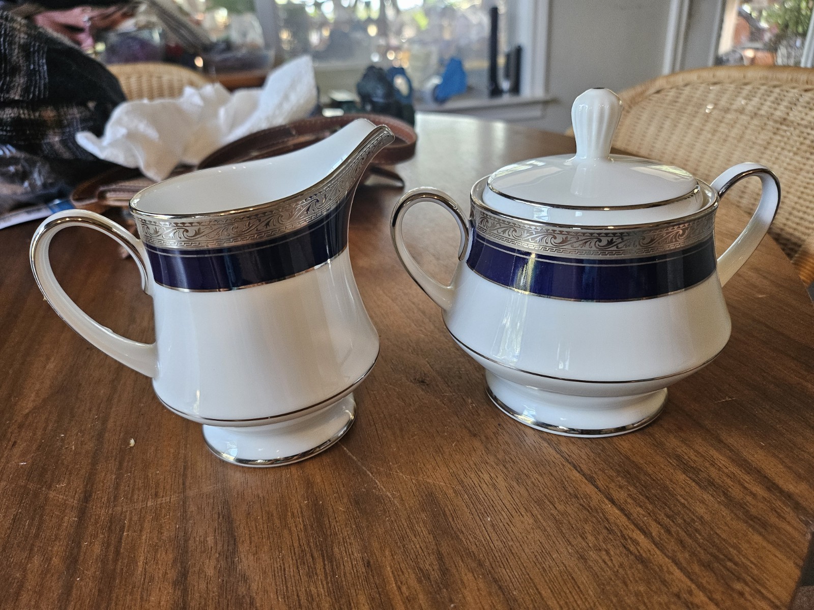 Noritake Legendary CRESTWOOD COBALT Platinum Covered Sugar Bowl & Creamer SET