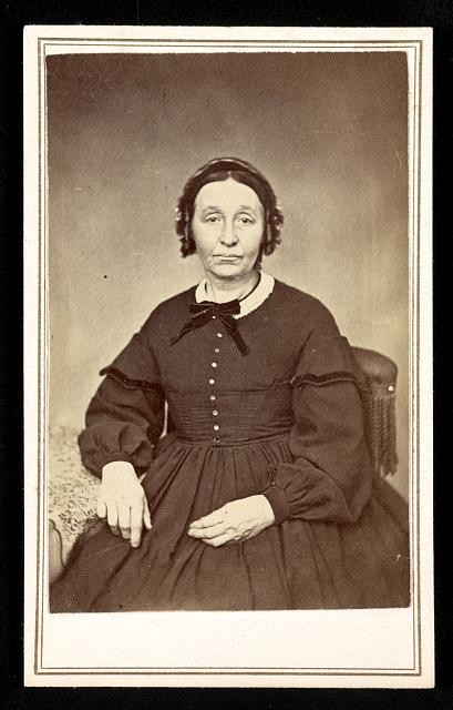 Foxcroft Maine 1861-1866 Unidentified Woman Seated Portrait Civil War Era