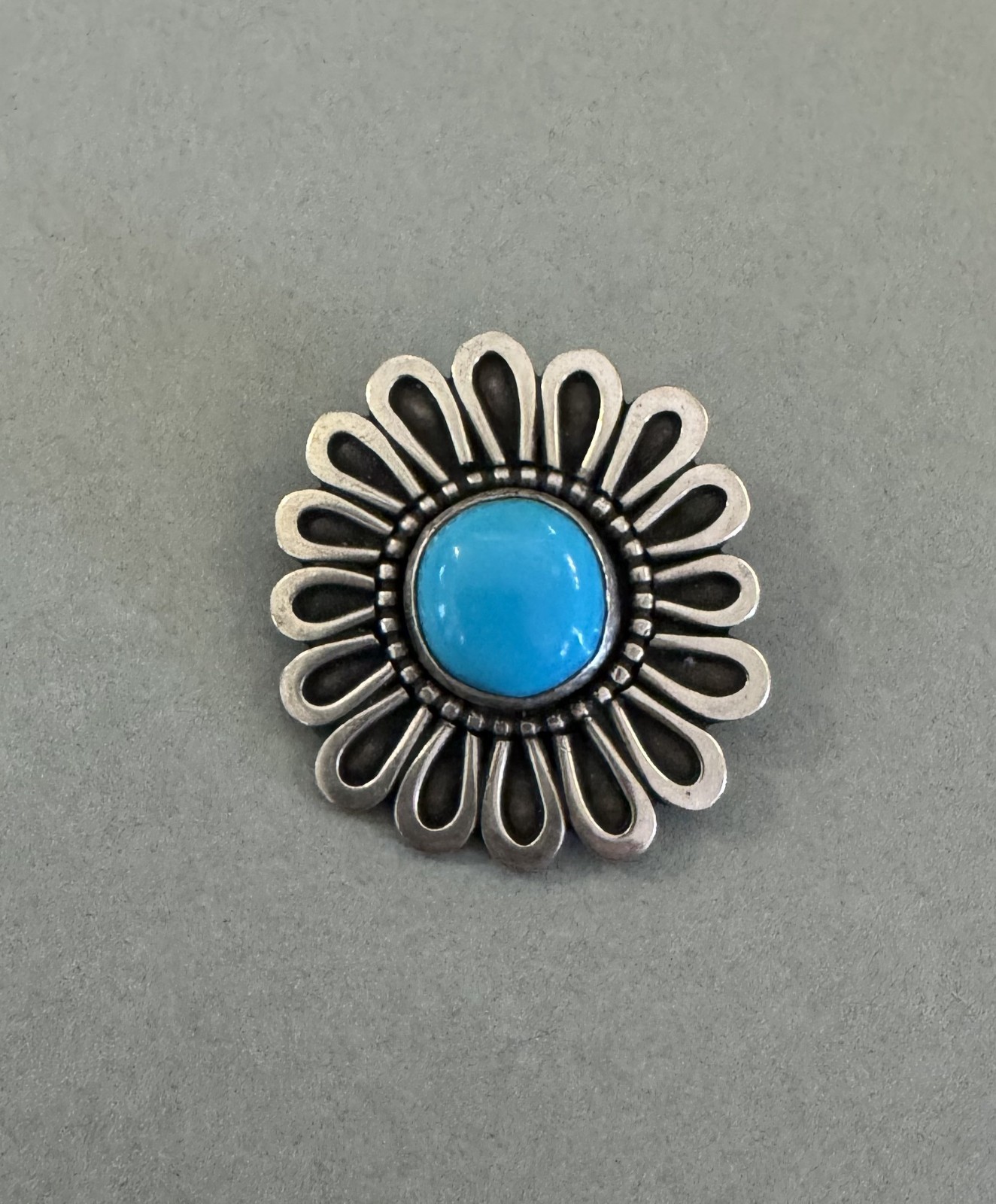 Old Pawn Navajo Sterling Silver Turquoise Pin   1 1/4\