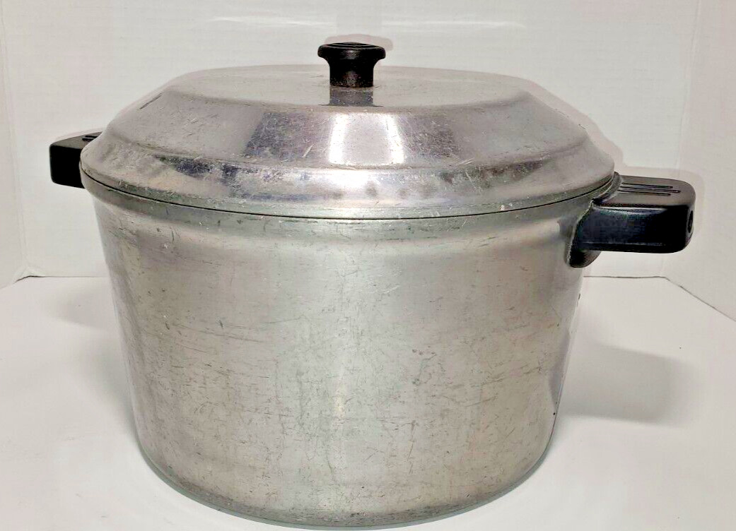 Nobaloy Products Co Dutch Oven , Stock Pot, Made in USA. Vintage. Aluminum