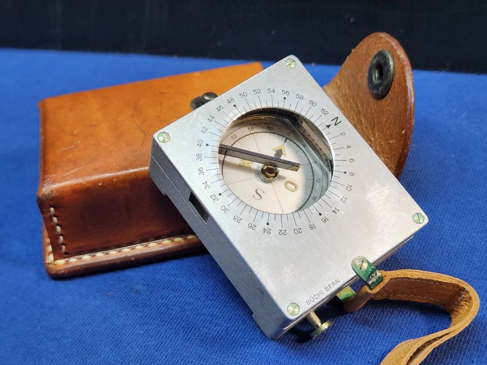 Swiss Military Artillery Bearing Compass Sitometer T4057 Büchi Bern Leather Case
