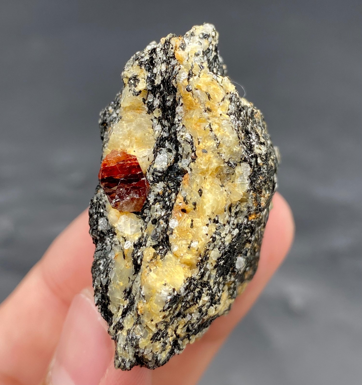 Zircon on Matrix , Pakistan Mineral Specimen , ( 43 Grams , 44 x 35 x 23 mm )