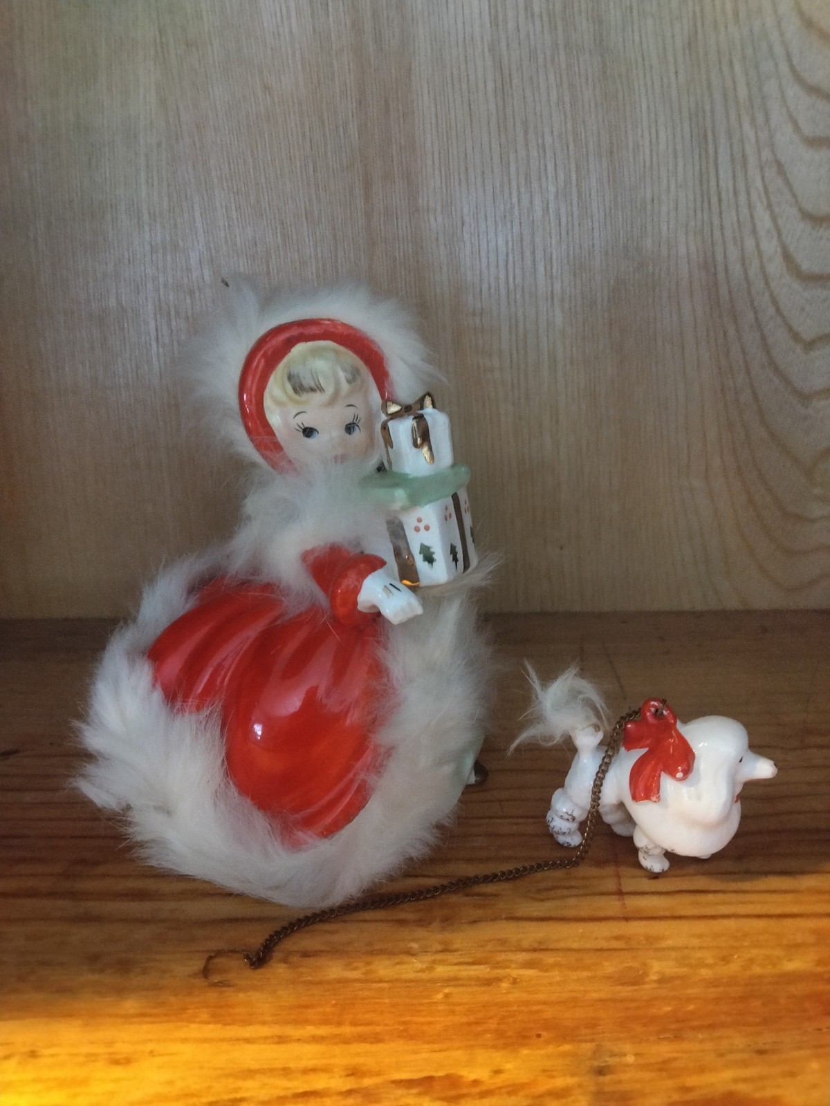 1950's Napco Red Christmas Shopper With Poodle And Fur