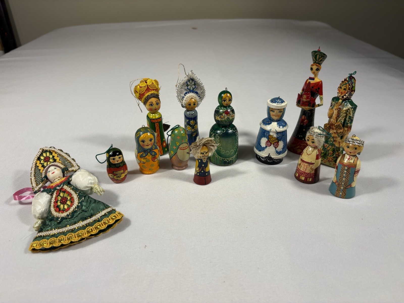 VTG  13 Russian Hand Carved& Painted Folk Art Wood Figurine Ornaments