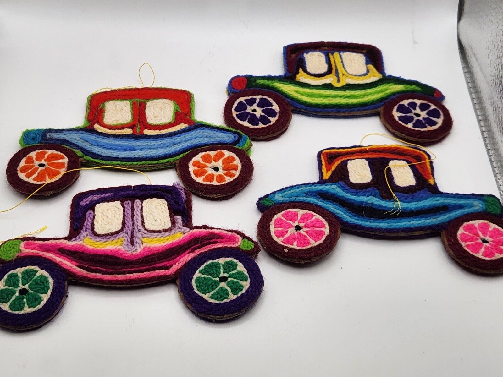 Lot Of 4 Vintage Huichol Mexican Yarn Folk Art Retro Car Ornaments Double Sided