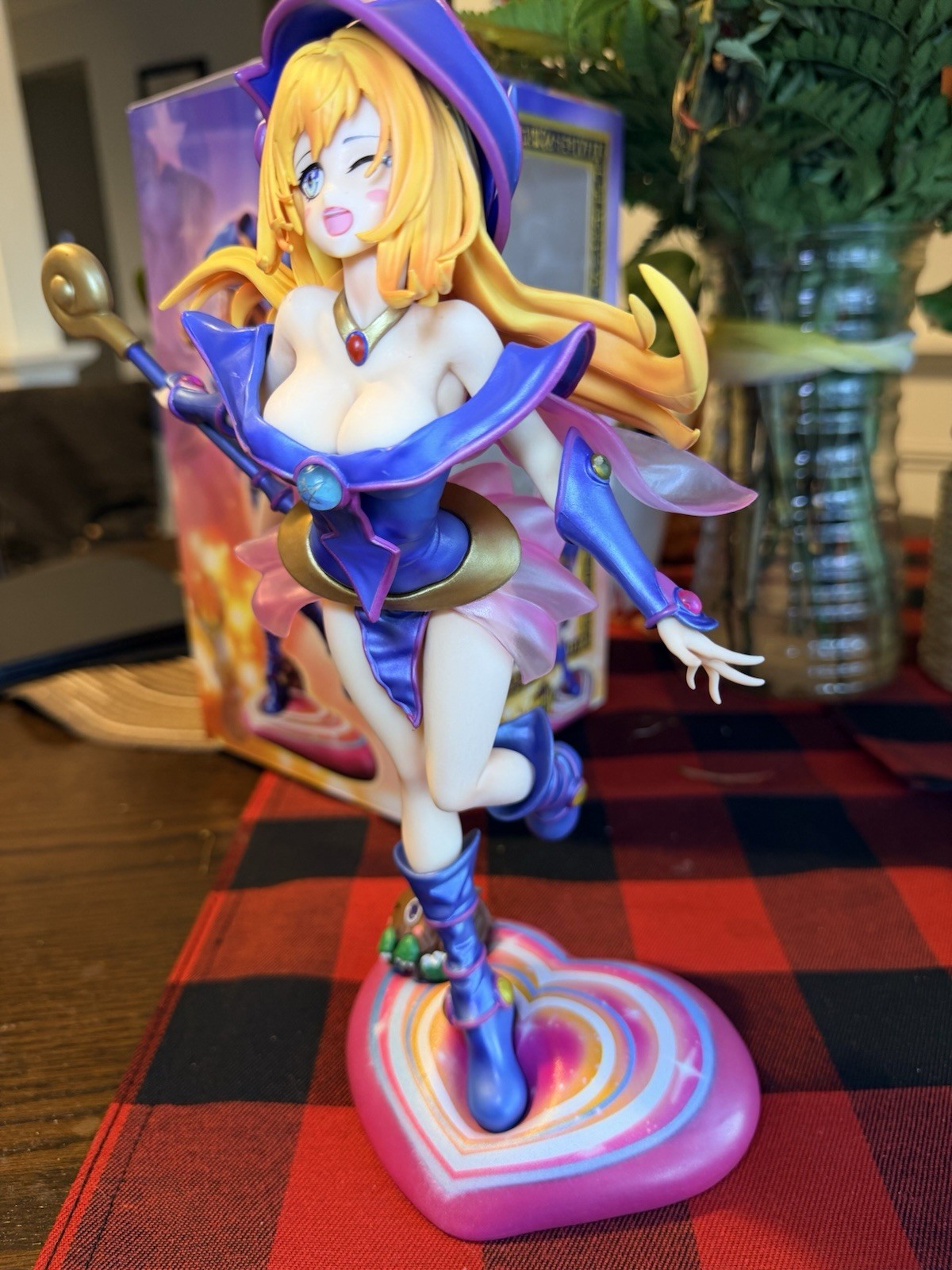 Yu-Gi-Oh - Dark Magician Girl Figurine - 11 Inch Anime Figure NEW IN BOX