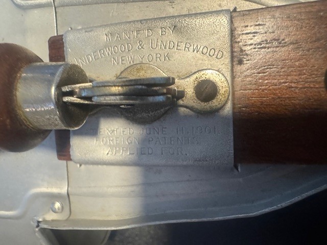 Antique Underwood & Underwood Stereoviewer - 87 World War1 3D Cards Early 1900s