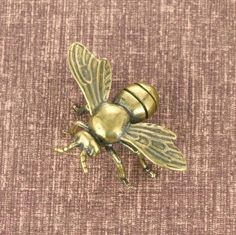 1pc Solid Brass Bee Figurine Antique Copper Desk Decor Collectible Gift - NEW***