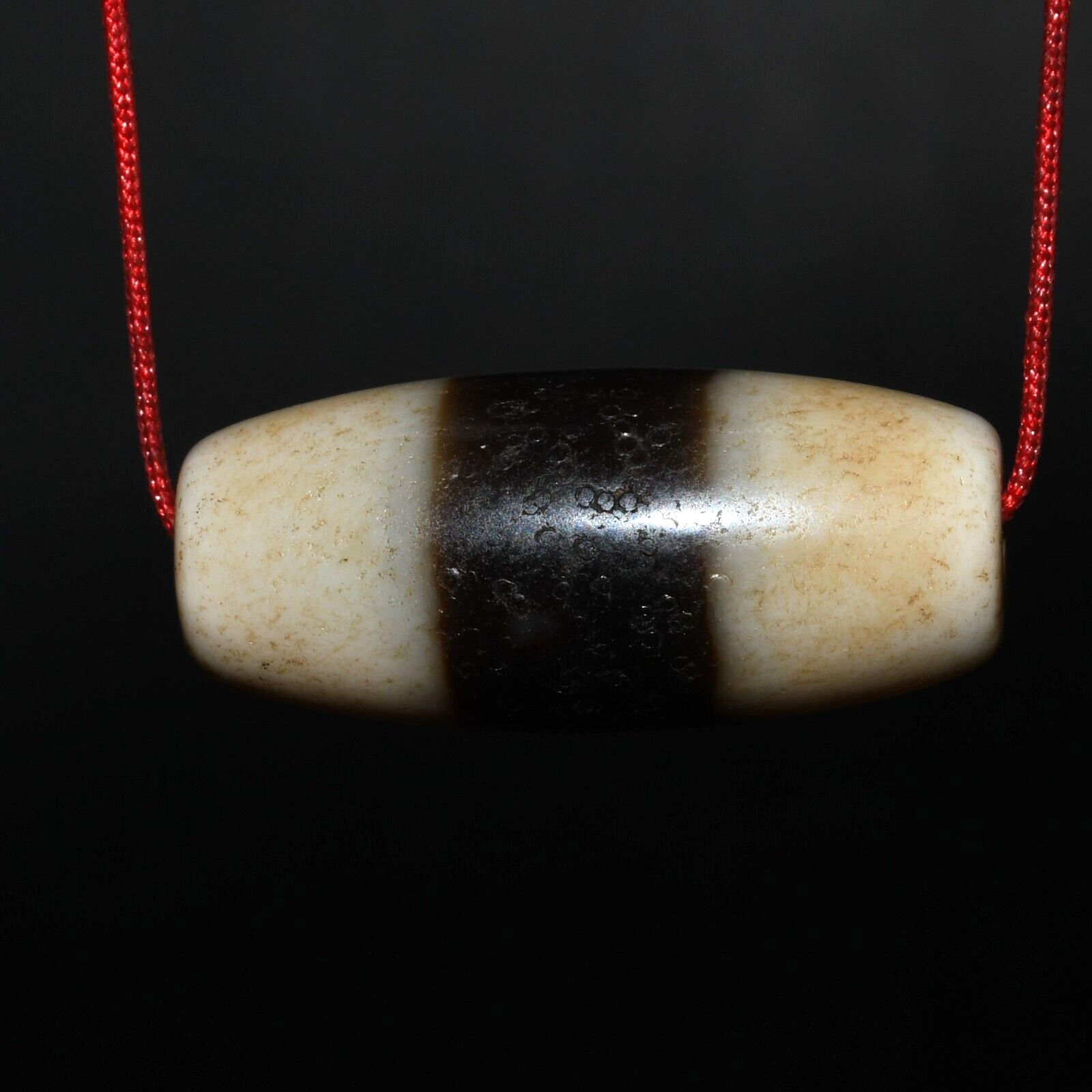 Authentic Ancient Central Asian Chung Dzi Agate Stone Bead with Single Stripe
