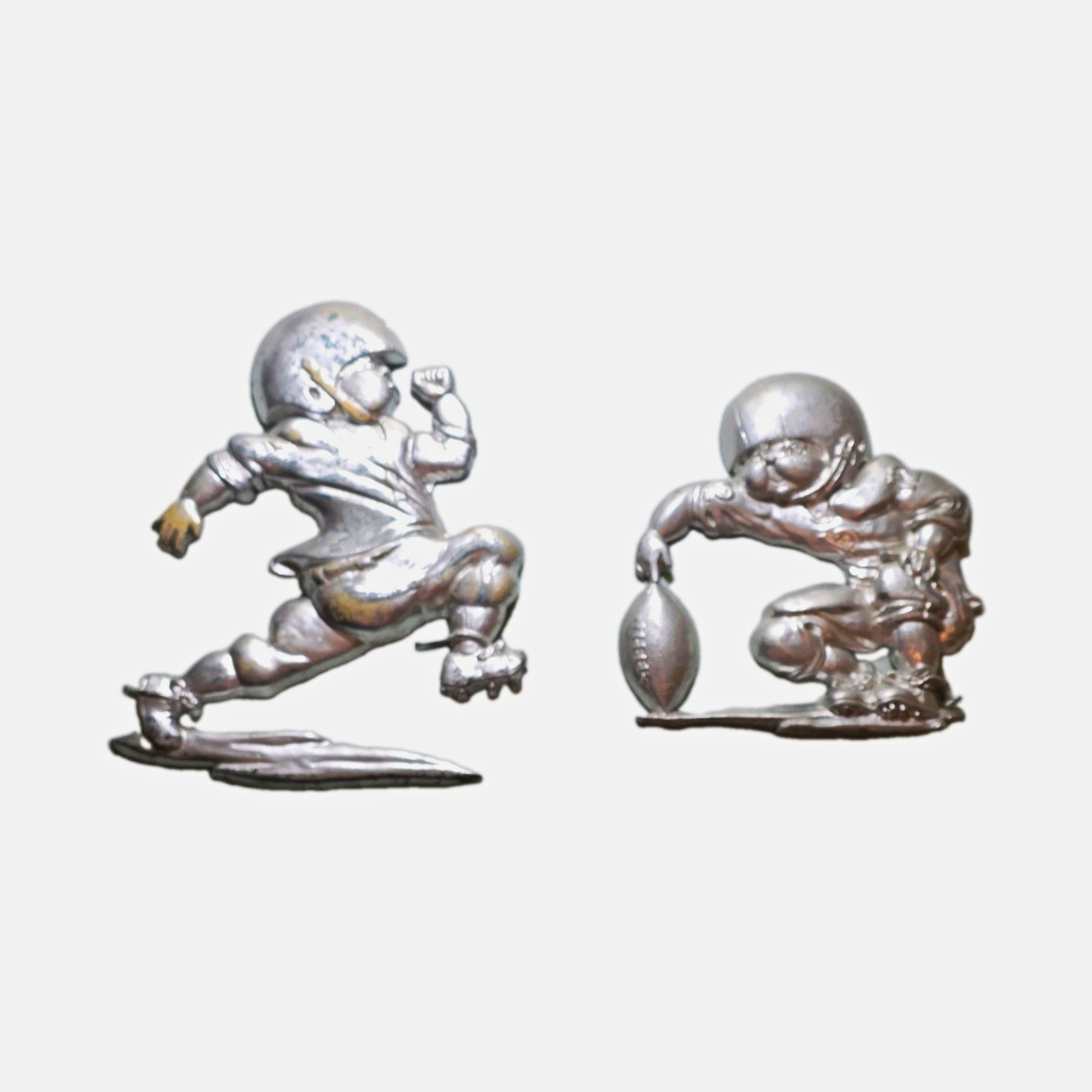 Homco 1976 Silver Metal Football Player Wall Plaques Set of 2 Hanging