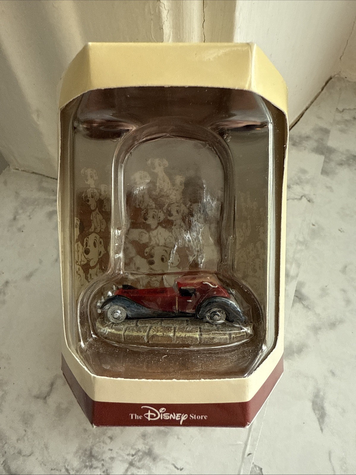 Disney’s Tiny Kingdom 101 Dalmatians - 1961 - CRUELLA’S CAR 