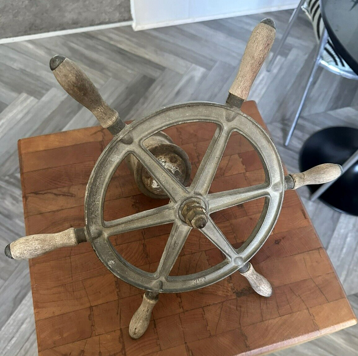 Antique WILCOX CRITTENDEN 16 Ship's Wheel 6 Spokes WOOD Hub & Handles Cast Metal