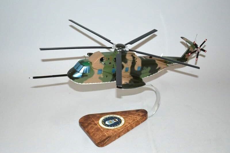 USAF Sikorsky HH-3E Jolly Green Giant Desk Top Display Model 1/48 SC Helicopter